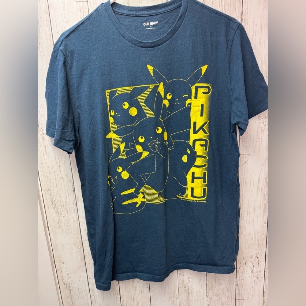 Old Navy Pokemon Pikachu Graphic Tee - Navy and Yellow size medium